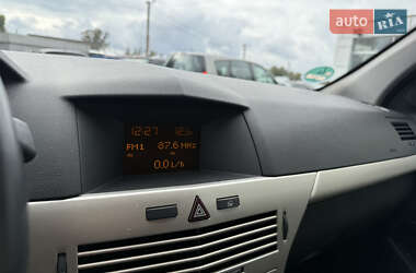 Универсал Opel Astra 2007 в 