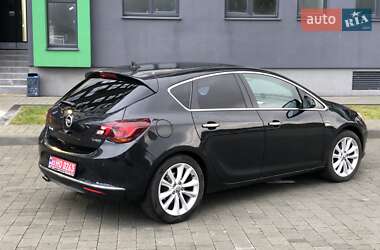 Хэтчбек Opel Astra 2014 в 