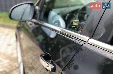 Хэтчбек Opel Astra 2014 в 