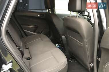 Хэтчбек Opel Astra 2014 в 
