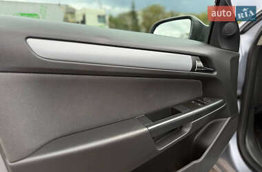Универсал Opel Astra 2005 в 