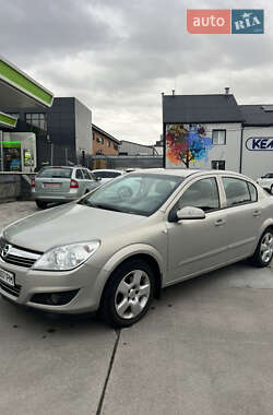 Седан Opel Astra 2008 в Білій Церкві