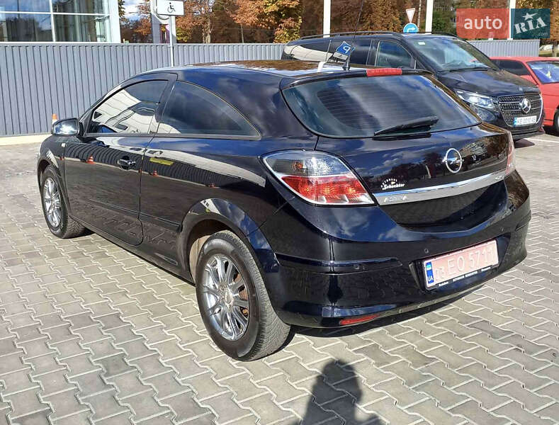 Хэтчбек Opel Astra 2008 в Кривом Роге