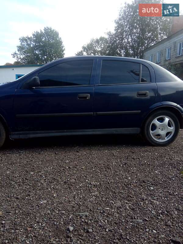 Хэтчбек Opel Astra 2004 в Любаре фото 4 Хэтчбек Opel Astra 2004 в Любаре