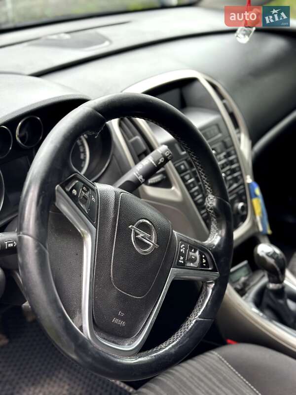 Универсал Opel Astra 2011 в Калуше фото 3 Универсал Opel Astra 2011 в Калуше