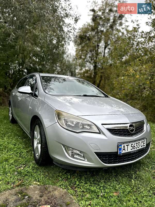 Универсал Opel Astra 2011 в Калуше фото 7 Универсал Opel Astra 2011 в Калуше