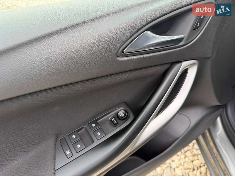 Универсал Opel Astra 2017 в Коломые
