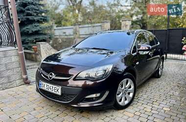 Универсал Opel Astra 2013 в 
