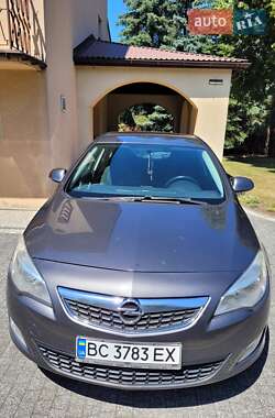 Хетчбек Opel Astra 2011 в Дрогобичі
