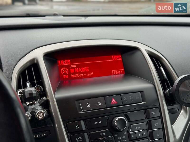 Универсал Opel Astra 2013 в Киеве фото 24 Универсал Opel Astra 2013 в Киеве