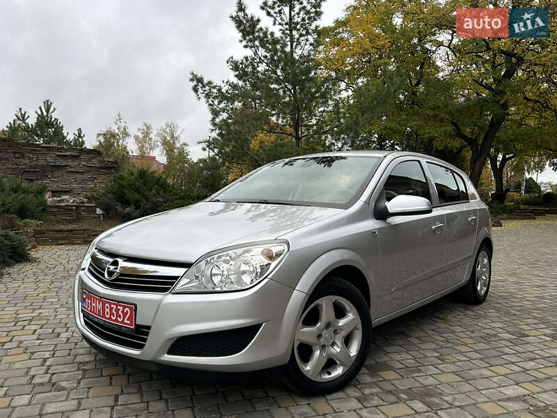 Хэтчбек Opel Astra 2008 в Харькове