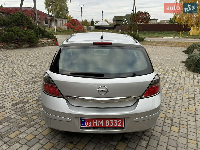 Хэтчбек Opel Astra 2008 в Харькове