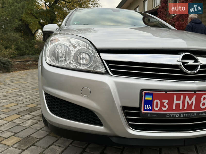 Хэтчбек Opel Astra 2008 в Харькове