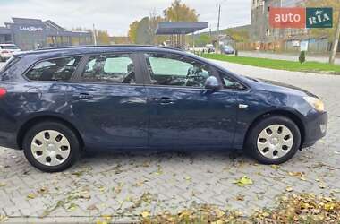 Универсал Opel Astra 2011 в 