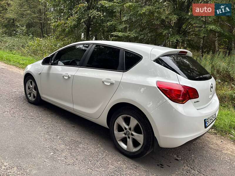 Хэтчбек Opel Astra 2010 в Жовкве фото 11 Хэтчбек Opel Astra 2010 в Жовкве