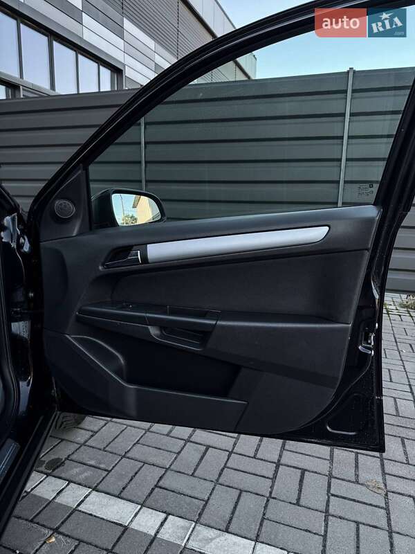 Универсал Opel Astra 2009 в Черкассах фото 42 Универсал Opel Astra 2009 в Черкассах