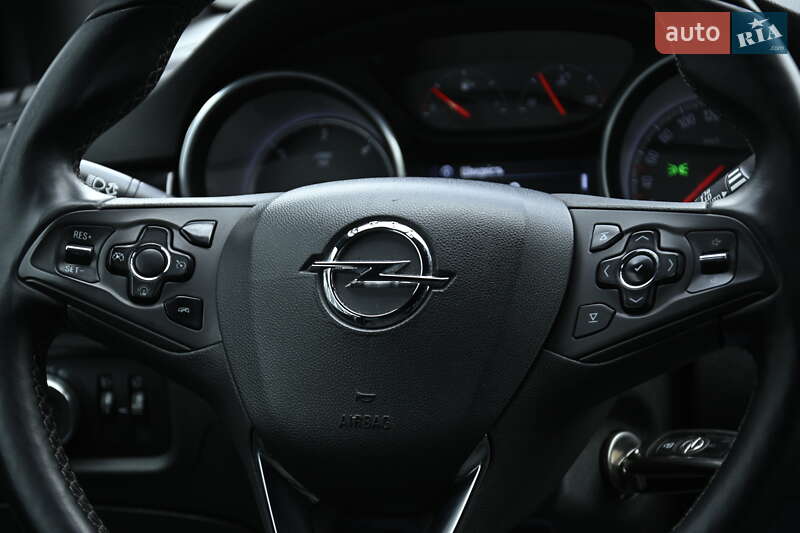 Универсал Opel Astra 2016 в Бердичеве