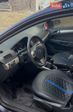 Універсал Opel Astra 2007 в Стрию
