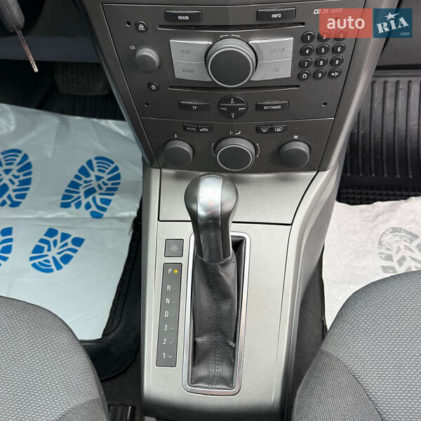 Универсал Opel Astra 2006 в Виннице