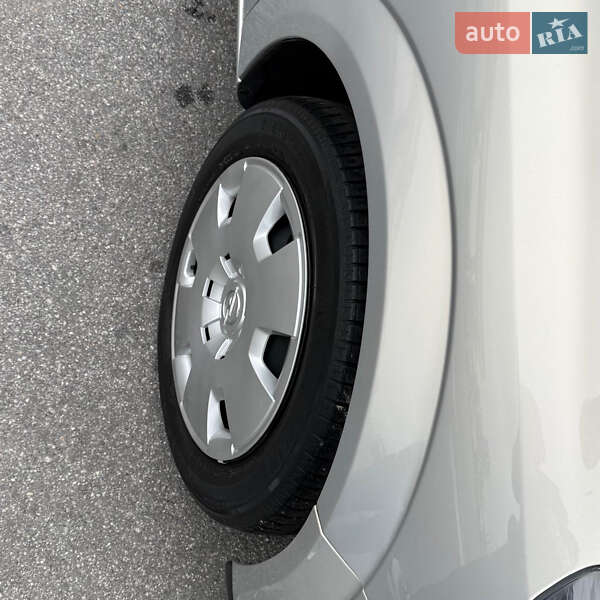 Универсал Opel Astra 2006 в Виннице