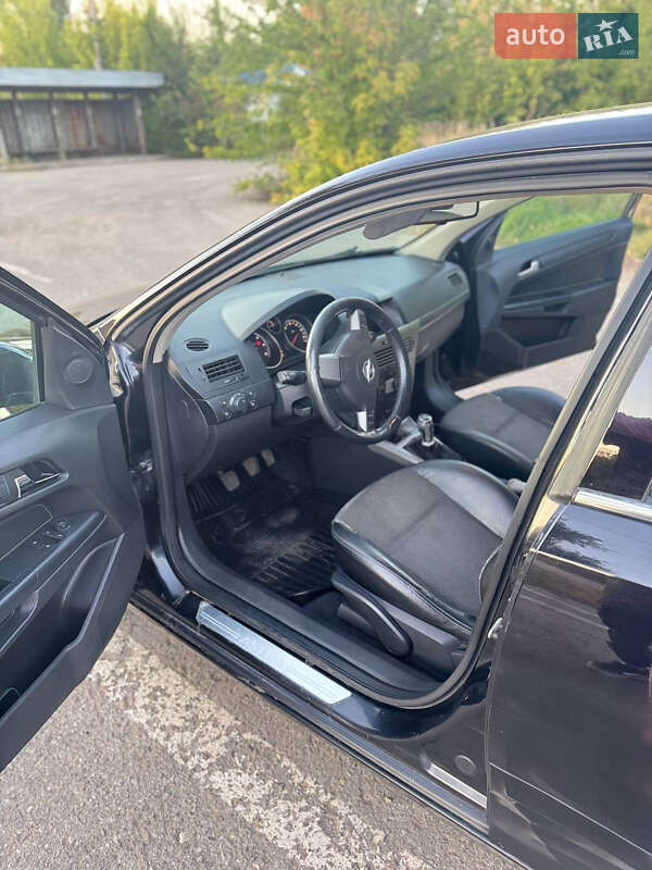 Хетчбек Opel Astra 2005 в Слов'янську