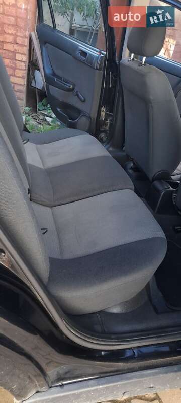 Универсал Opel Astra 2005 в Сутисках