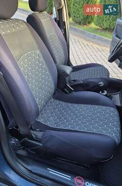 Универсал Opel Astra 2002 в  фото 65 Универсал Opel Astra 2002 в