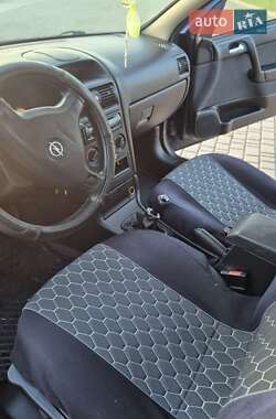 Универсал Opel Astra 2002 в  фото 71 Универсал Opel Astra 2002 в