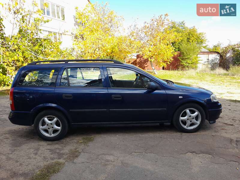 Универсал Opel Astra 2000 в Вознесенске