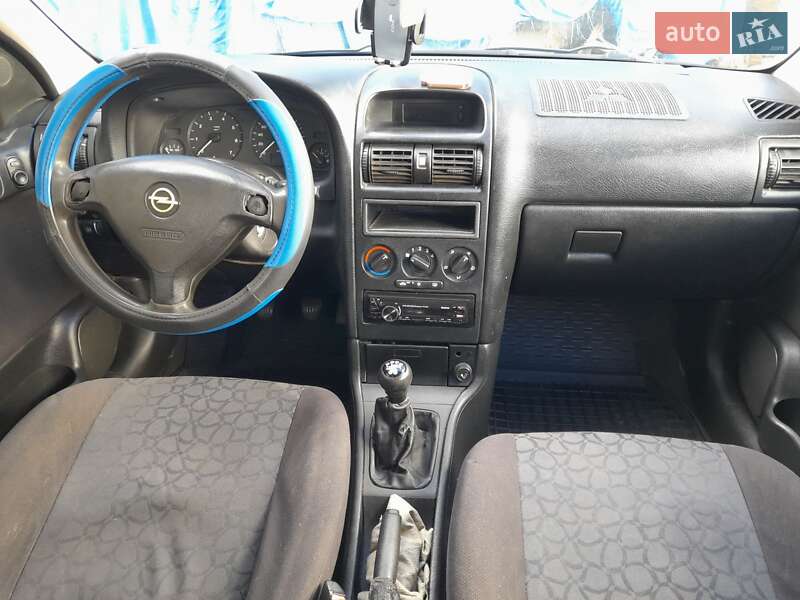 Универсал Opel Astra 2000 в Вознесенске