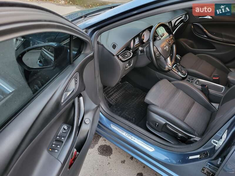 Универсал Opel Astra 2017 в Ужгороде