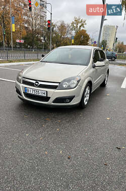 Хетчбек Opel Astra 2006 в Харкові