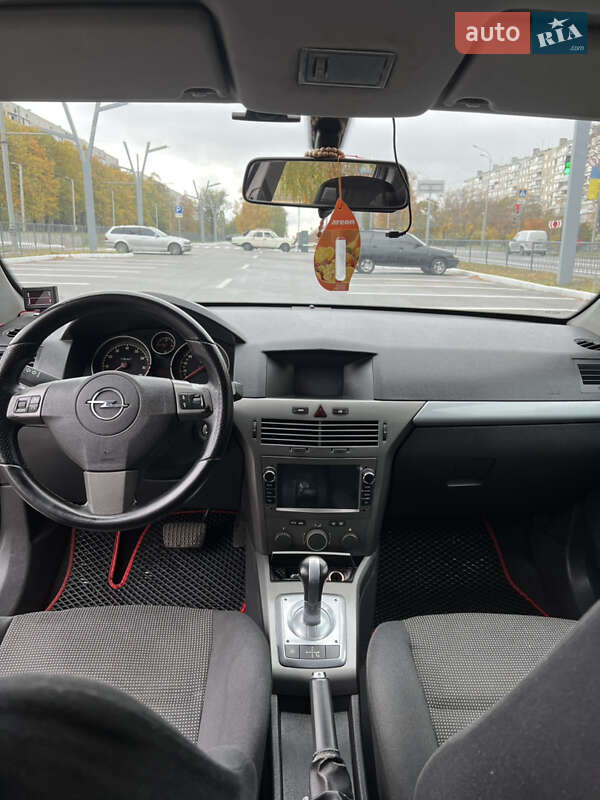Хэтчбек Opel Astra 2006 в Харькове