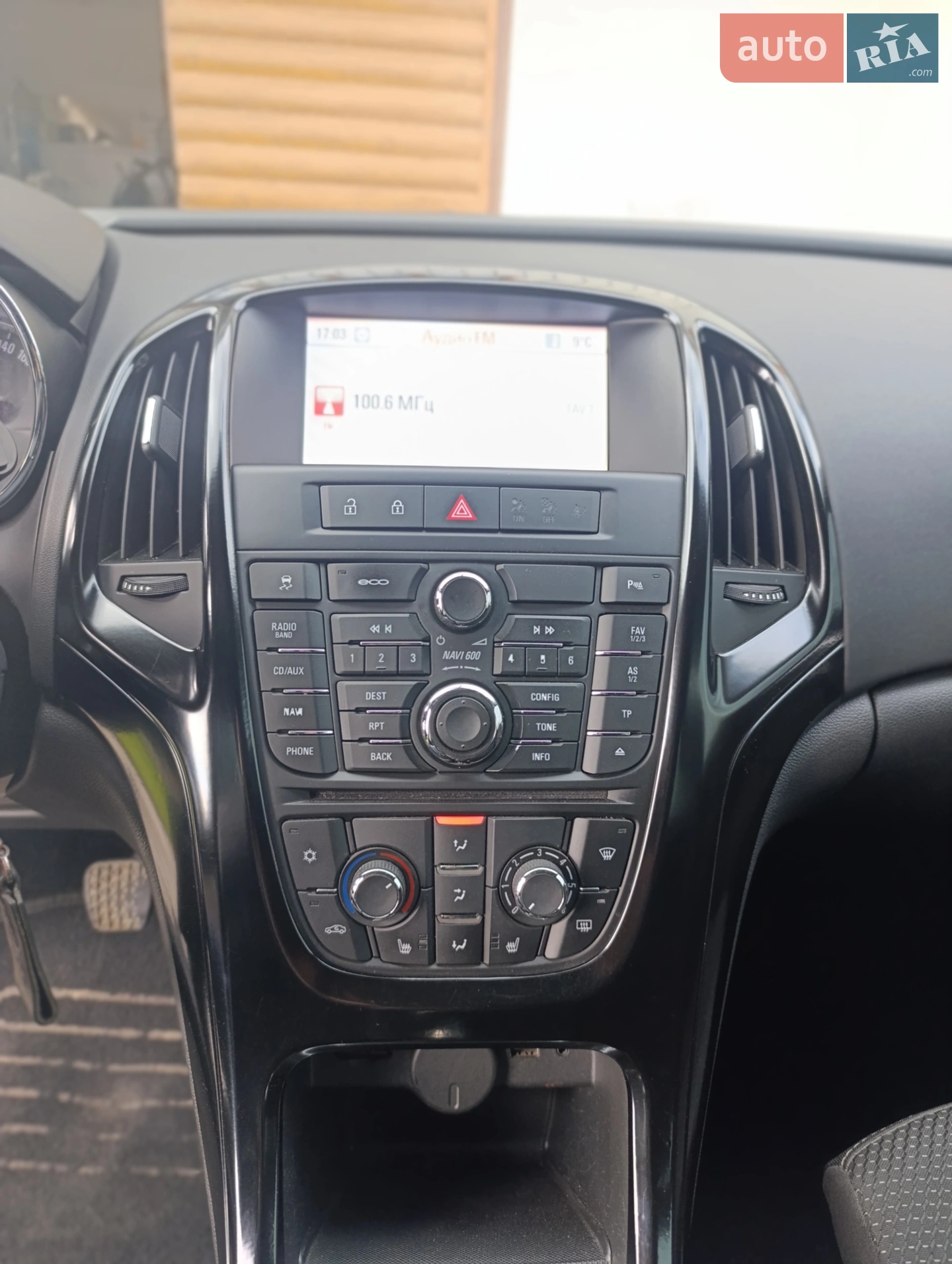 2012 Opel Astra - мініатюра 3