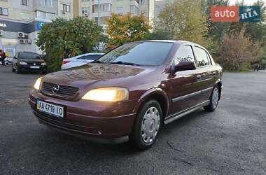 Седан Opel Astra 2003 в 