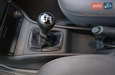 Седан Opel Astra 2003 в 