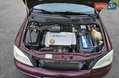 Седан Opel Astra 2003 в 