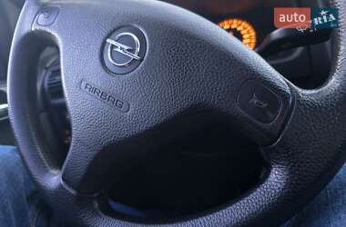 Седан Opel Astra 2003 в 