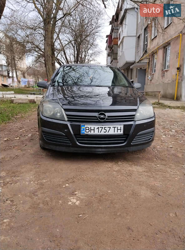 Хетчбек Opel Astra 2005 в Болграді