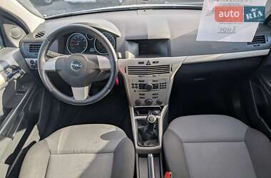 Универсал Opel Astra 2008 в 