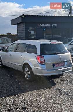 Универсал Opel Astra 2008 в 