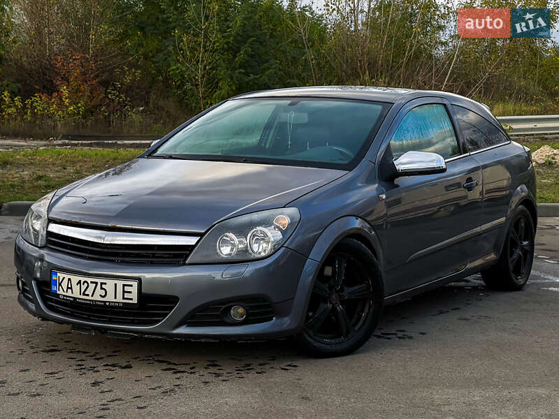 Хэтчбек Opel Astra 2005 в Киеве
