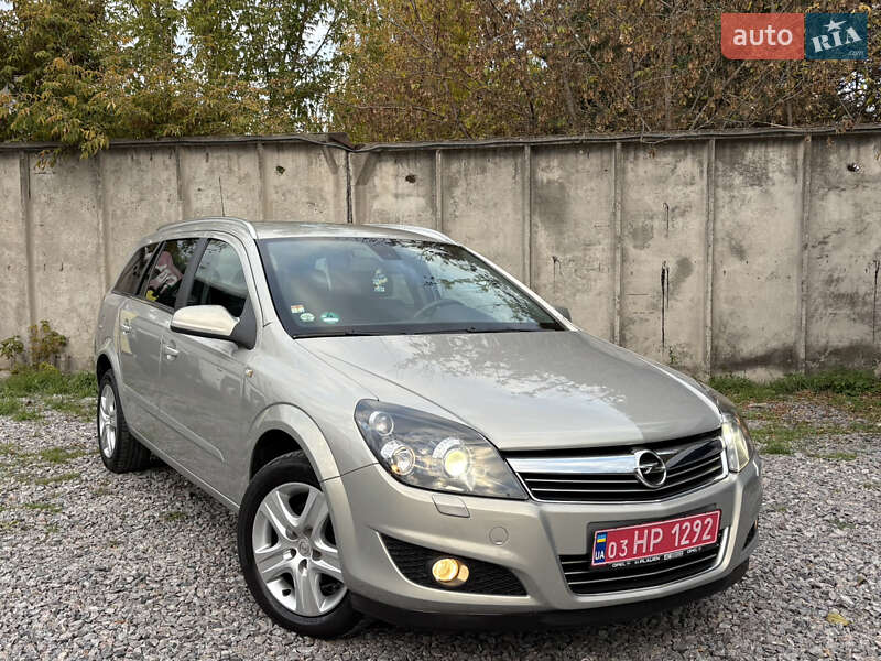 Opel Astra 2009