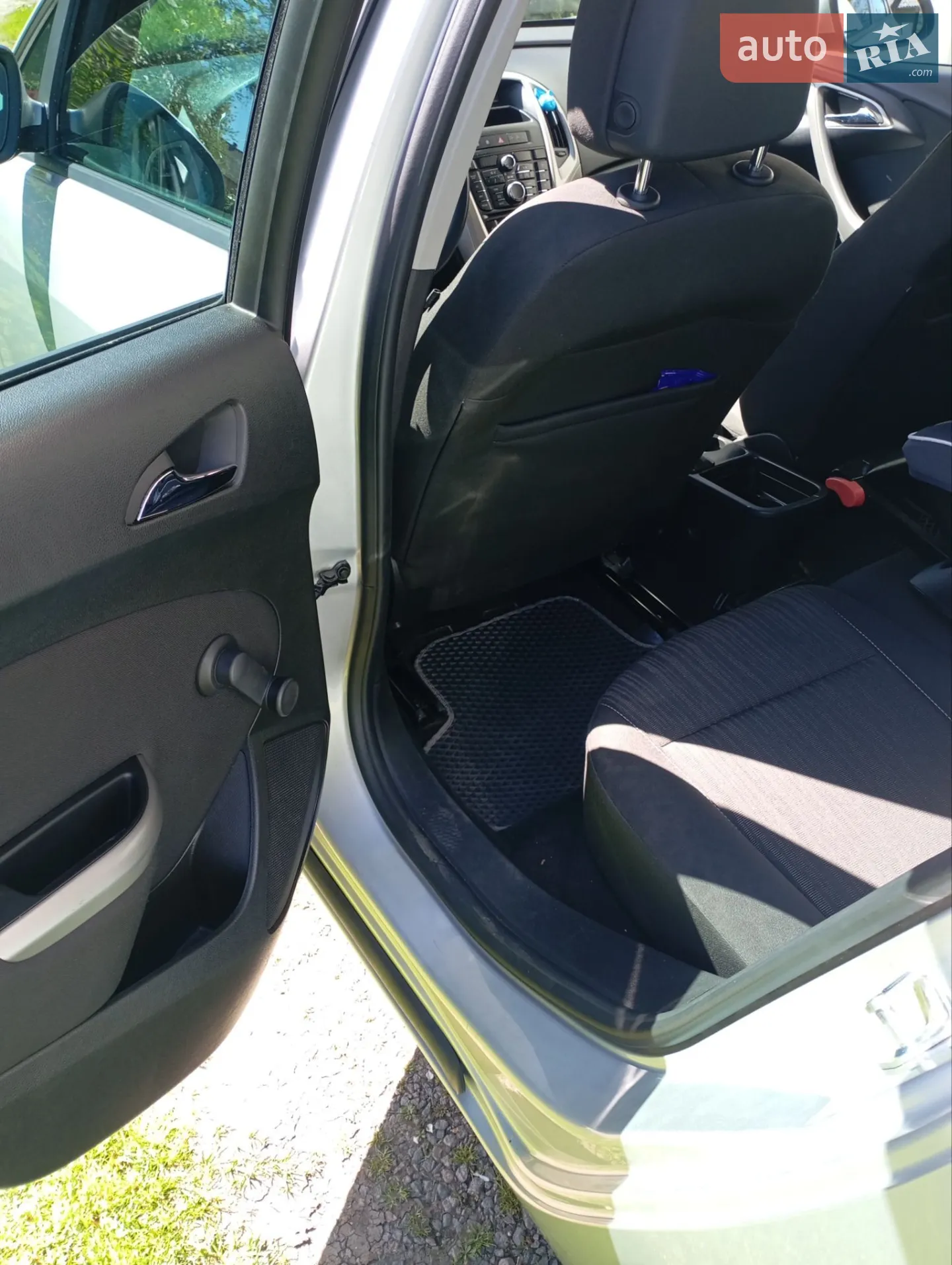 2011 Opel Astra - мініатюра 20