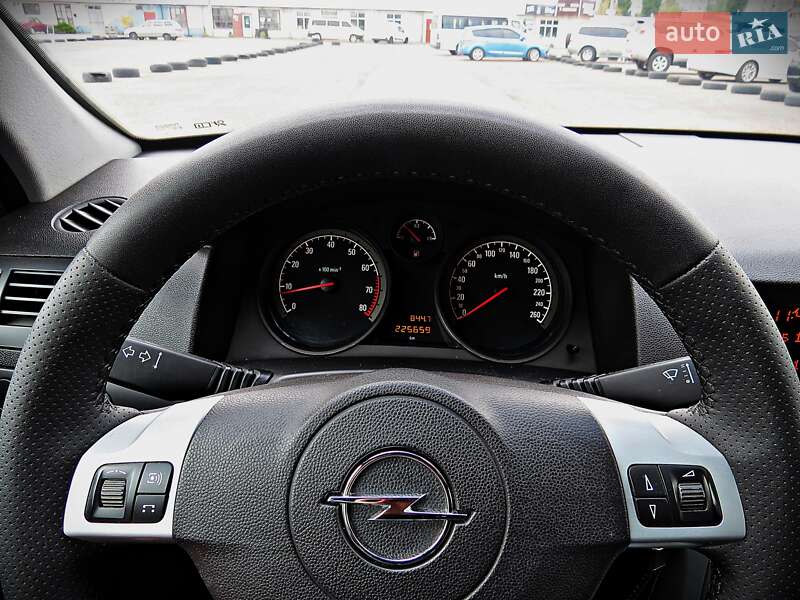 Хэтчбек Opel Astra 2009 в Черкассах фото 8 Хэтчбек Opel Astra 2009 в Черкассах