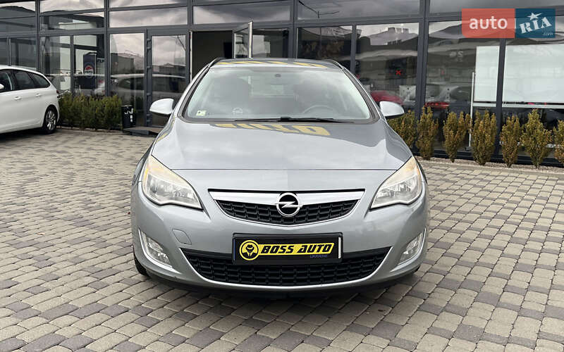 Универсал Opel Astra 2011 в Мукачево фото 2 Универсал Opel Astra 2011 в Мукачево