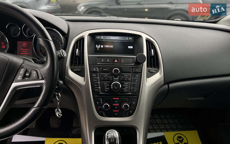 Универсал Opel Astra 2011 в Мукачево фото 14 Универсал Opel Astra 2011 в Мукачево