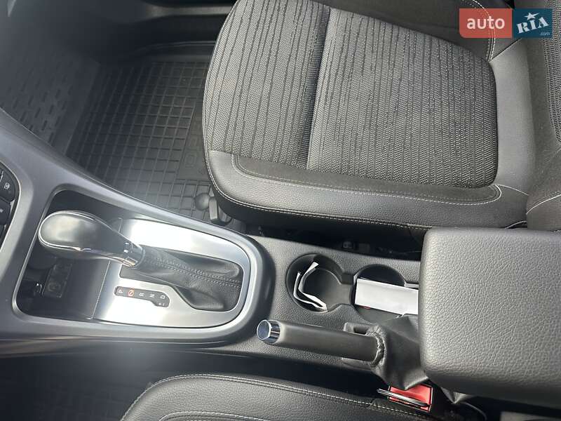 Седан Opel Astra 2015 в Ржищеве фото 21 Седан Opel Astra 2015 в Ржищеве