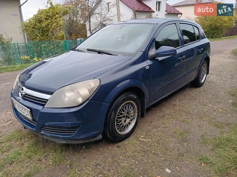 Хэтчбек Opel Astra 2006 в Дрогобыче фото 2 Хэтчбек Opel Astra 2006 в Дрогобыче