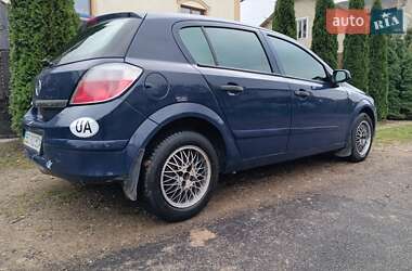 Хетчбек Opel Astra 2006 в 